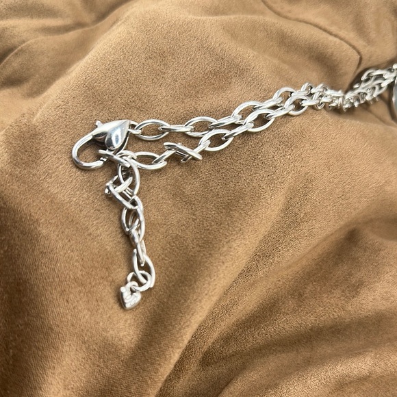 EUC Brighton Silver Pendant Necklace - Picture 3 of 3